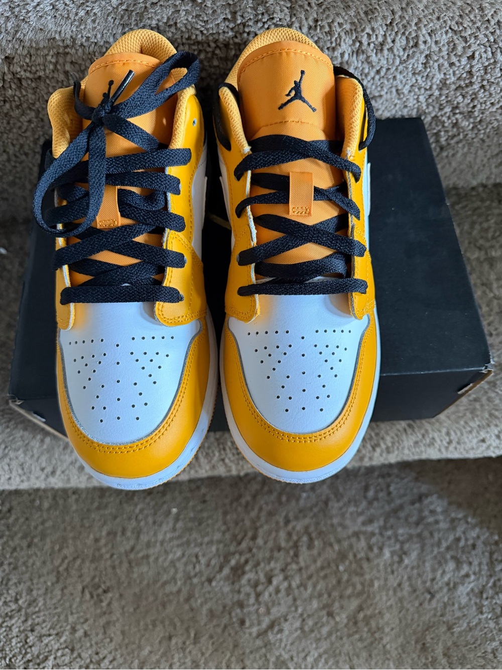 Jordan Kids Yellow, White & Black Low-Top Sneakers NWT